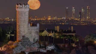 Full moon in Spain