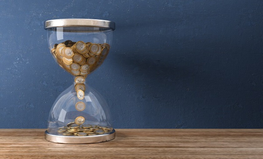 3D Illustration Sanduhr mit Geldmünzen