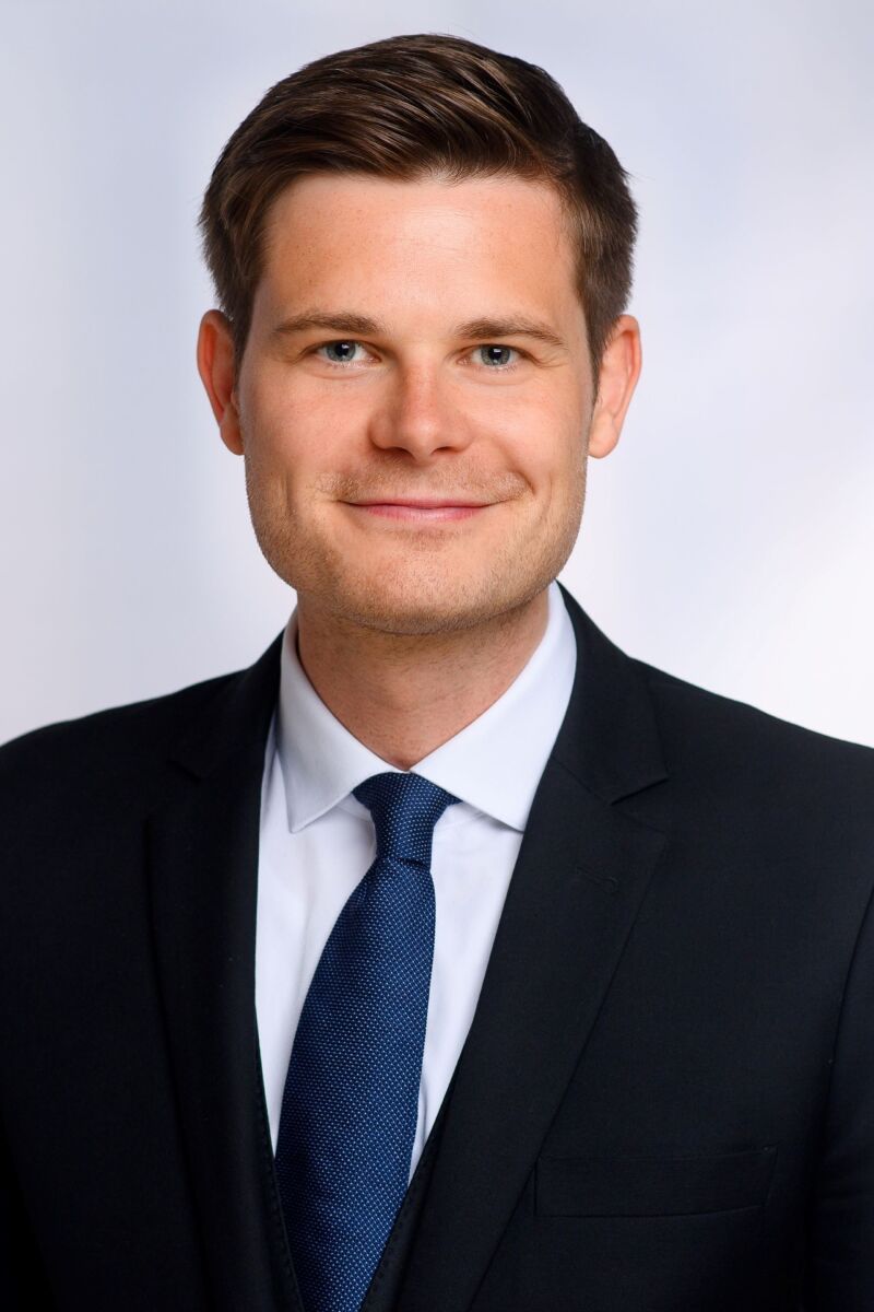 OneDrive_1_9-30-2022/ArminSchwitulla.jpg