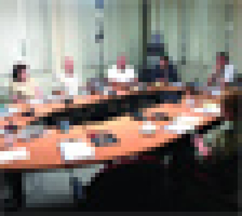 rountable-puff.jpg