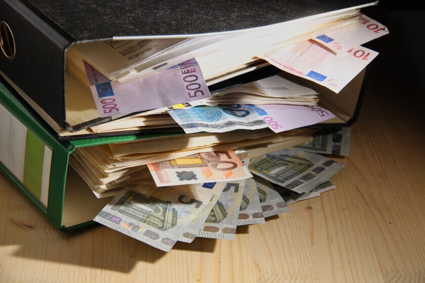 money-5350262.jpg