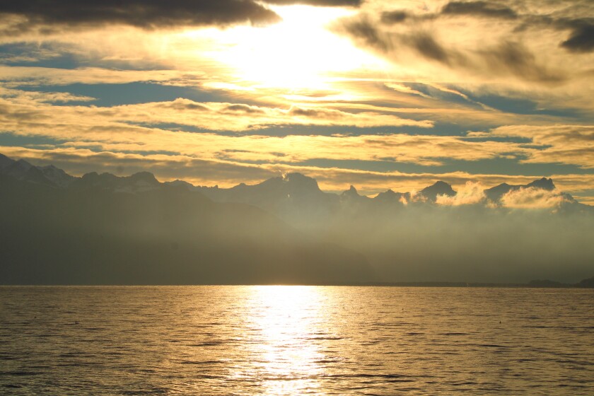 sunrise-7619586.jpg