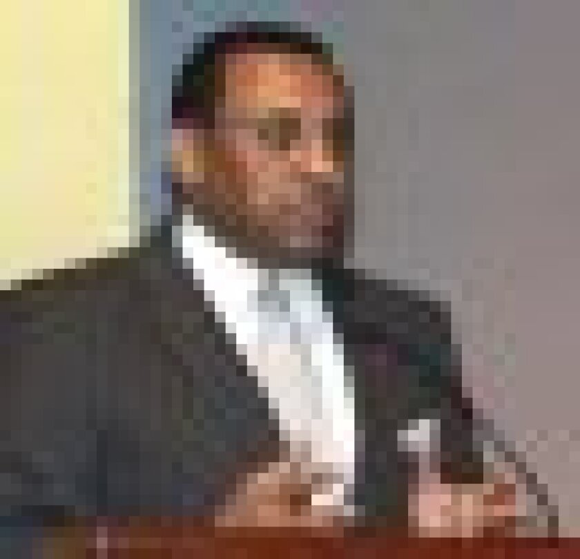 idris-puff-may06.jpg