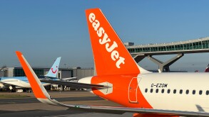 Easy Jet Airbus A320 Tail Logo and Winglet