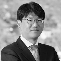 Ik Hwan Cho.jpg