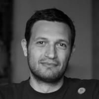 Headshot Faidon Zisis.jpg