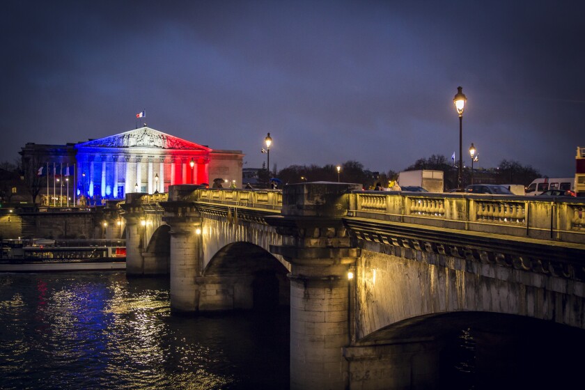 paris-1293747.jpg