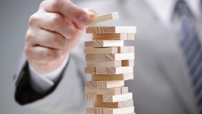 Planning, risk and strategy in business