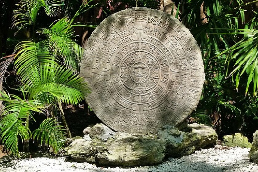 the-aztec-calendar-204821_1280.jpg