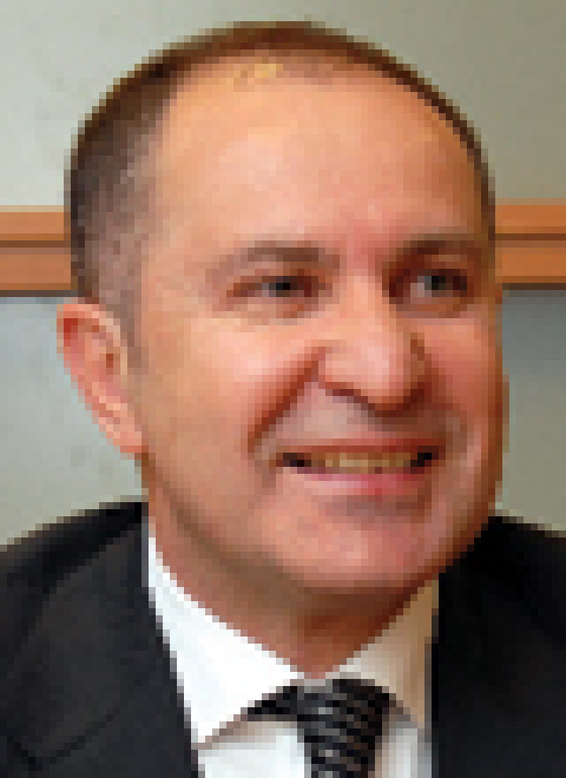 yasar.jpg