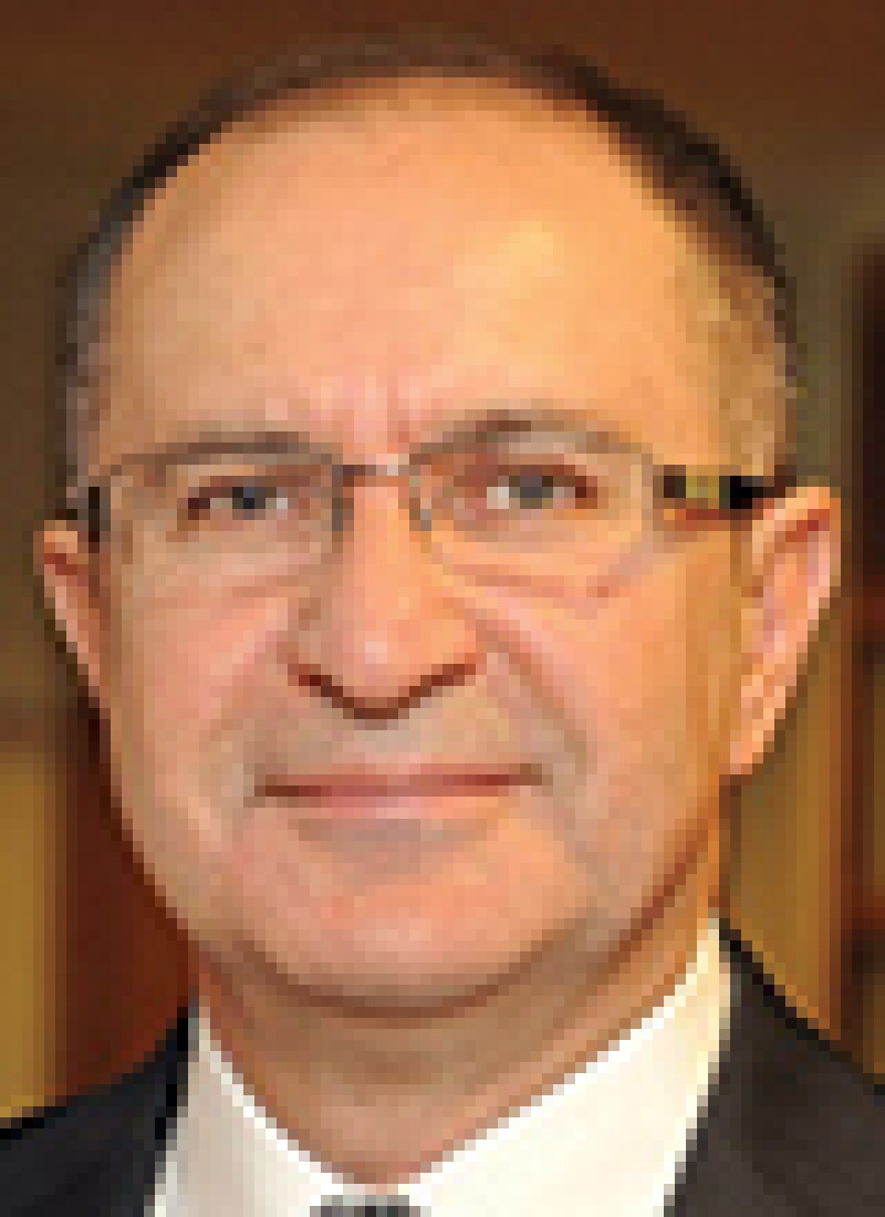 yasar.jpg