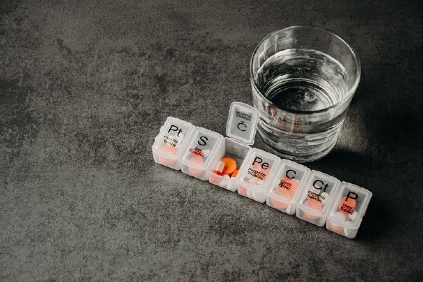 drugs-france-comp.jpg